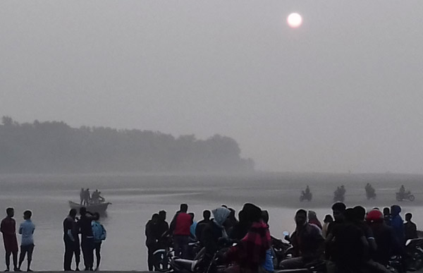 কুয়াকাটার গঙ্গামতির চরে সূর্যোদয়