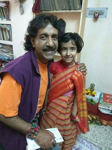 সরস্বতী পুজায় মেয়ে আশাবরীর সঙ্গে কালিকাপ্রসাদ ভট্টাচার্য