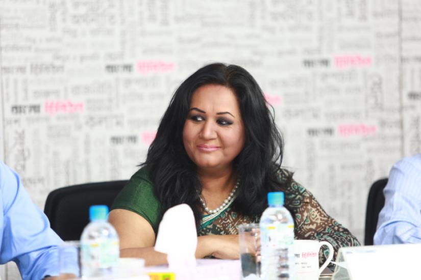 বৈঠকিতে ফাহমিদা ​নবী