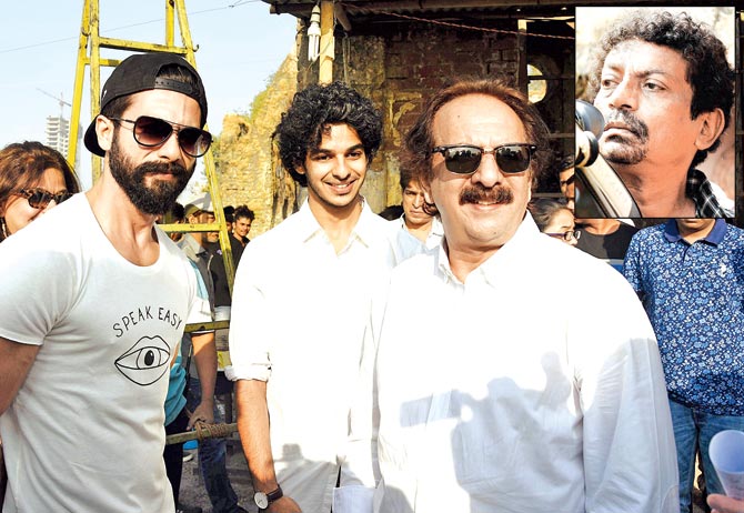 ‘বিয়ন্ড দ্য ক্লাউডস’ ছবির সেটে ইশান খাত্তার, মাজিদ মাজিদিসহ অনেকে। ইনসেটে গৌতম ঘোষ