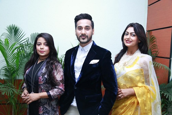 ‘আরটিভি-ডাবর ভাটিকা ক্যাম্পাস স্টার’ এর বিচারক কনা, সজল ও নিপুণ