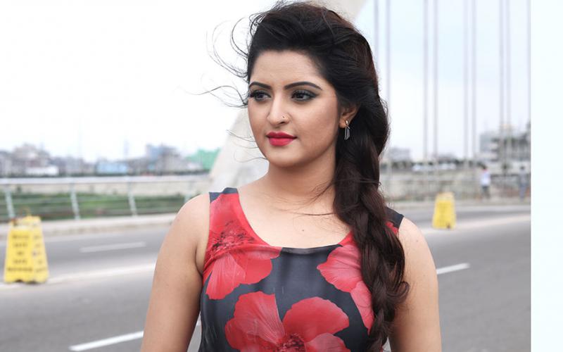 পরীমনি