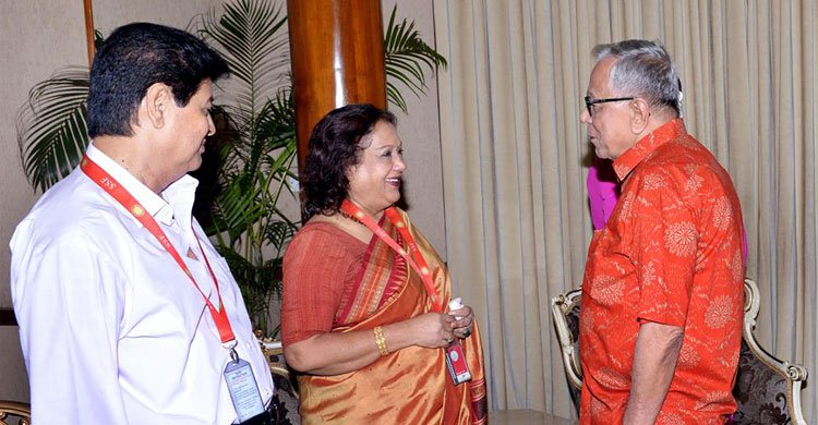 বঙ্গভবনে ফারুক, কবরী ও রাষ্ট্রপতি আবদুল হামিদ