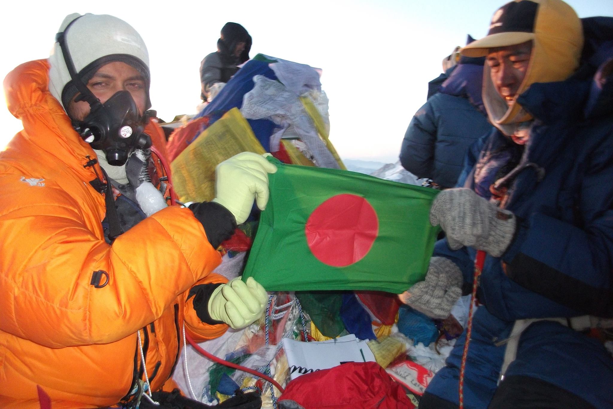 এভারেস্টের চূড়ায় মুসা ইব্রাহীম