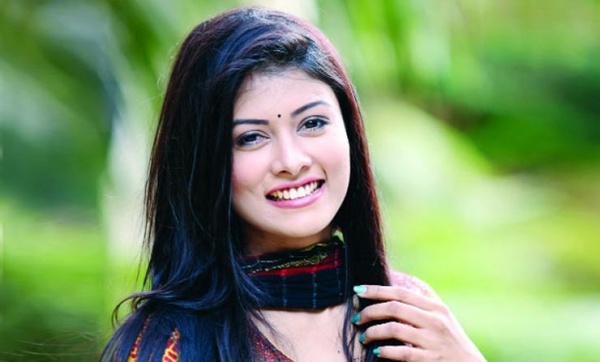 মুমতাহিনা টয়া