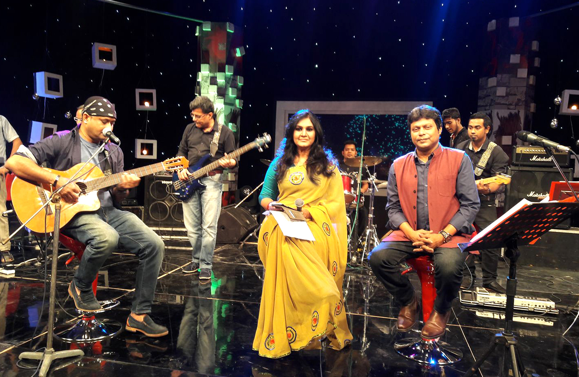 ‘আমার গান’ অনুষ্ঠানে এস আই টুটুল, সামিনা চৌধুরী ও কবির বকুল