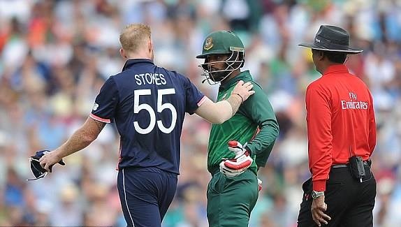 স্টোকসকে সামলাচ্ছেন তামিম