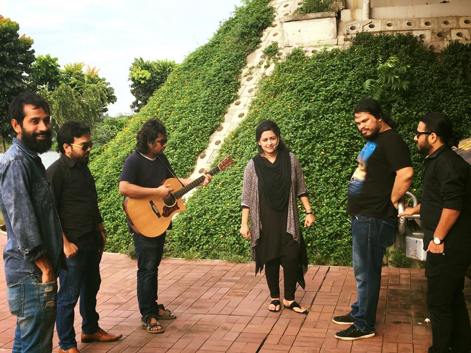 অনিমেষ আইচ ও চিরকুট