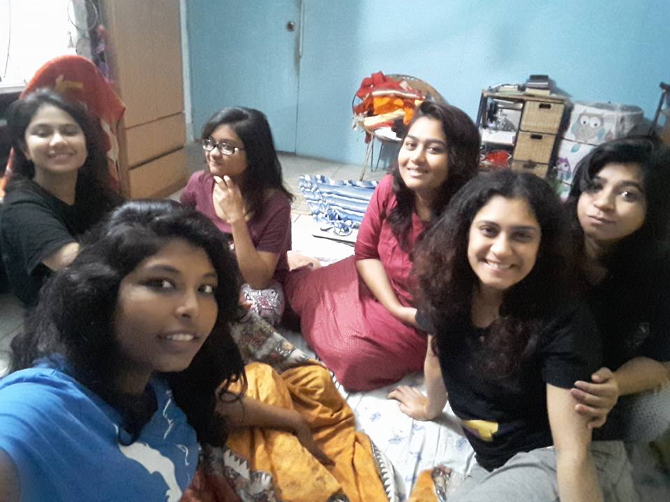 সারা রাত আড্ডা