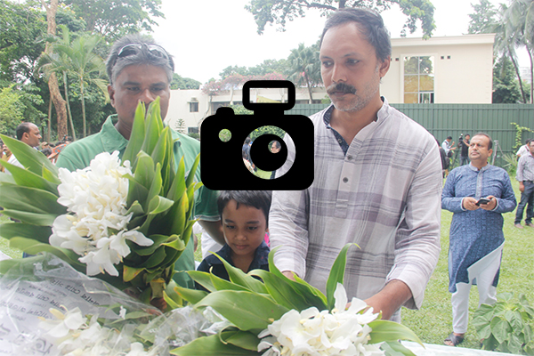 হলি আর্টিজানের নিহতদের স্বরণে শ্রদ্ধা