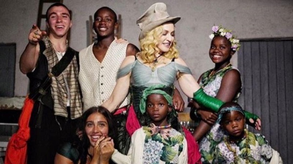 জন্মদিনে ম্যাডোনা