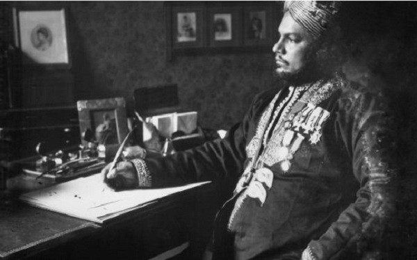 আব্দুল করিম-রাণী ভিক্টোরিয়া