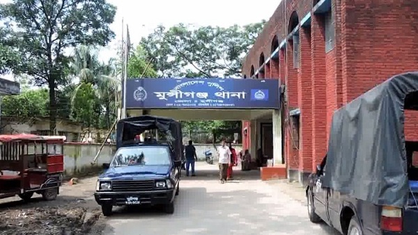 মাজারে নারী হত্যা