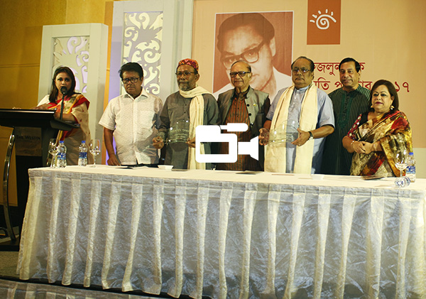 ঈমানদারীর সাথে কাজ করলে সুফল আসবেই: আব্দুল লতিফ বাচ্চু