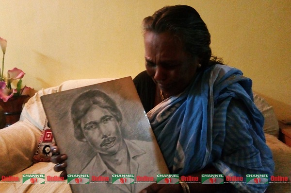 নিহত তুষার দাসের মা শান্তিলতা দাস