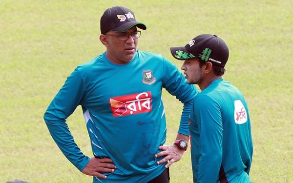 বাংলাদেশ ক্রিকেট কোচ ও খেলোয়াড়ের আলোচনা, মাঠে প্রস্তুতি. Channel i News - চ্যানেল আই নিউজ