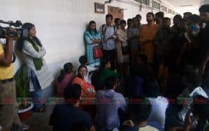 জনপ্রিয় শিক্ষার্থীরা ফল প্রকাশের জন্য অপেক্ষা করছে. Channel i News - চ্যানেল আই নিউজ