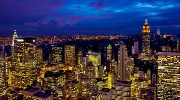 খেলার ছলে নিউইয়র্কের ভবন থেকে নিচে পড়লেন অস্ট্রেলিয়ান কূটনীতিক