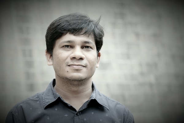 মোজাফ্‌ফর হোসেন।