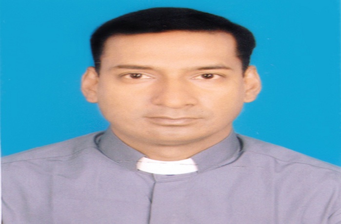 জোনাইল সেন্ট লুইস উচ্চ বিদ্যালয়ের প্রধান শিক্ষক ও জোনাইল ক্যাথলিক চার্চের সহকারী পাল-পুরোহিত ফাদার ওয়াল্টার উইলিয়াম রোজারিও