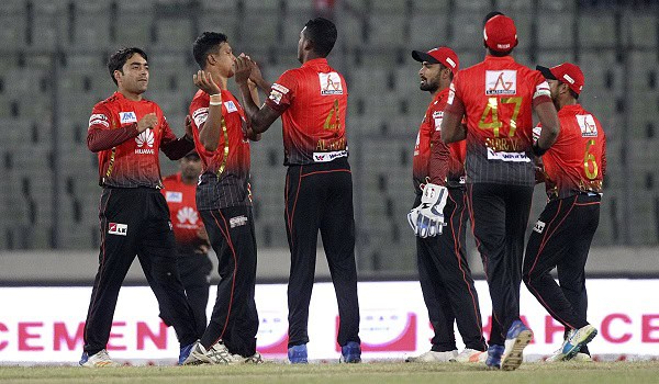 বাংলাদেশ ক্রিকেট দলের খেলোয়াড়রা মাঠে একত্রিত, উল্লাসে মেতে উঠেছে. Channel i News - চ্যানেল আই নিউজ