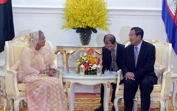 প্রধানমন্ত্রীর বৈঠক