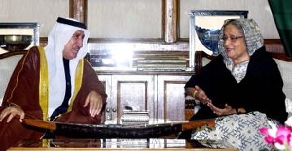 প্রধানমন্ত্রী শেখ হাসিনা-সংযুক্ত আরব আমিরাতের বিদায়ী রাষ্ট্রদূত