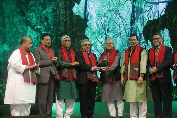 প্রকৃতি সংরক্ষণ পদক পেলেন ড. কাজী খলীকুজ্জমান আহমদ