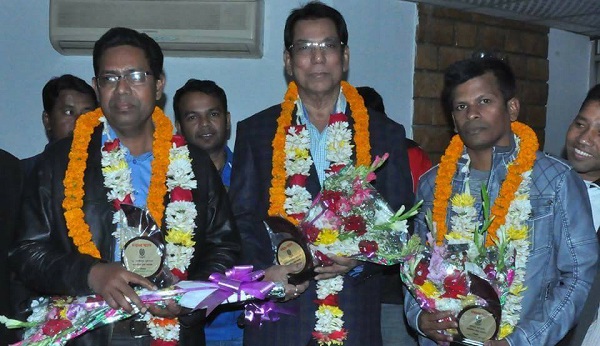 (বাঁ থেকে) ডঃ সাঈদুর রহমান, আলফাজউদ্দিন আহমেদ, কুমার কল্যাণ