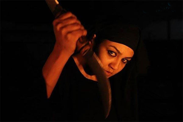 অনিমেষ আইচ পরিচালিত ‘জিরো ডিগ্রি’ ছবির একটি দৃশ্যে জয়া আহসান