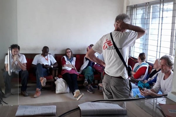 আটককৃত বিদেশি নাগরিকরা