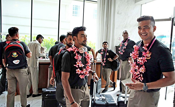 শ্রীলঙ্কায় টিম হোটেলে  বাংলাদেশ