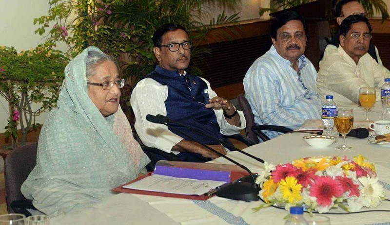 গত শনিবার আ’লীগের কার্যনির্বাহি কমিটির এ সভায়ই মে মাসে ছাত্রলীগের সম্মেলনের ব্যাপারে সিদ্ধান্ত আসে