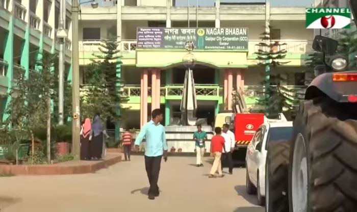 নির্বাচন