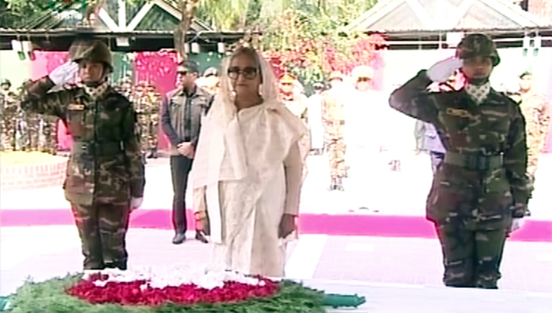 প্রধানমন্ত্রী শেখ হাসিনা-টুঙ্গিপাড়ায় শ্রদ্ধা