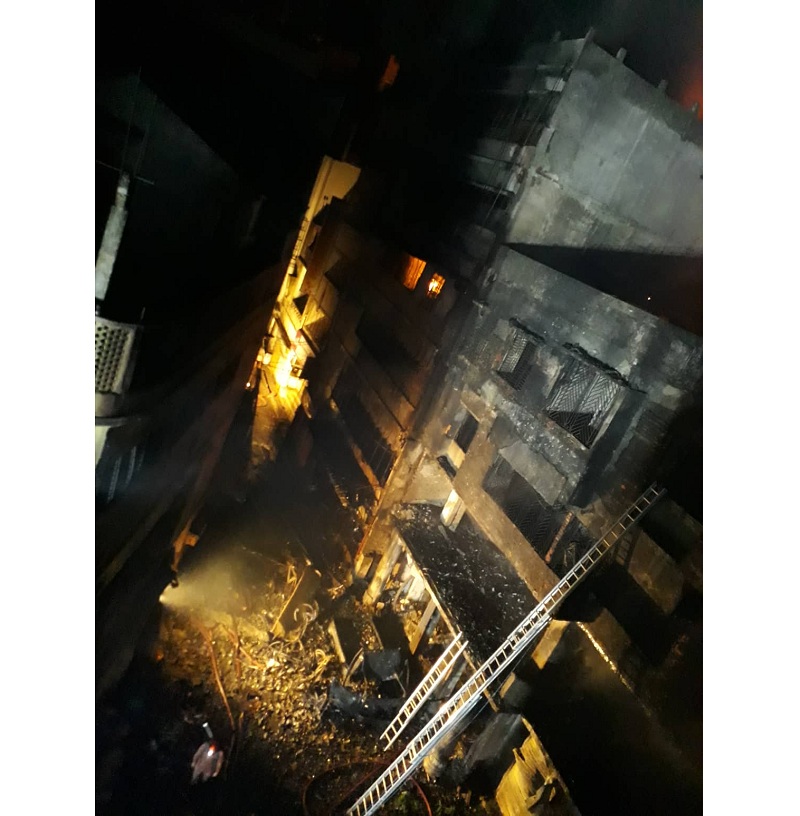 চকবাজার-আগুন-চকবাজারে আগুন