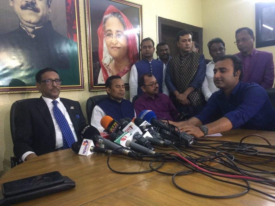 শোচনীয় পরাজয়ের কারণে বিএনপির কালো ব্যাচ ধারণ করা উচিত: কাদের