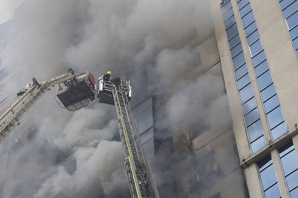 আগুনে-সতর্ক