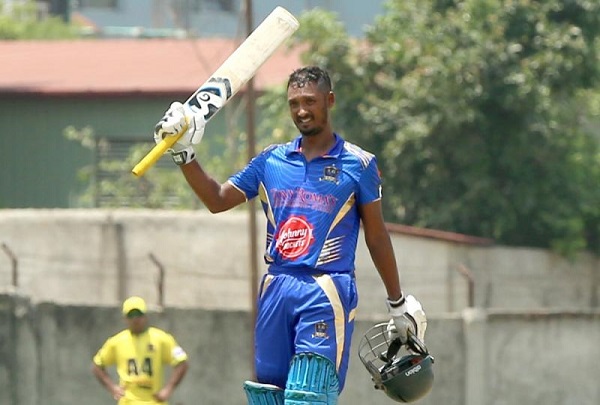 নাঈম ইসলাম (১০৮)