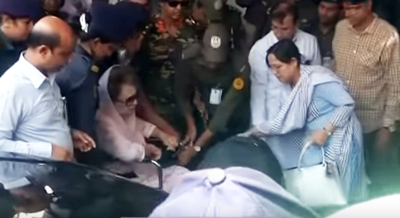 খালেদা জিয়া হাসপাতালে