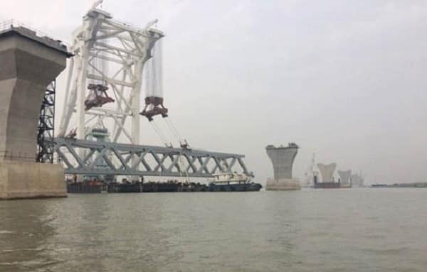 পদ্মা সেতু-দশম স্প্যান দৃশ্যমান
