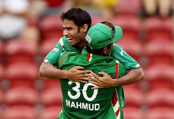 ২০১১ সালে সবশেষ ওয়ানডে খেলা ফরহাদ রেজা ফিরলেন বাংলাদেশ দলে