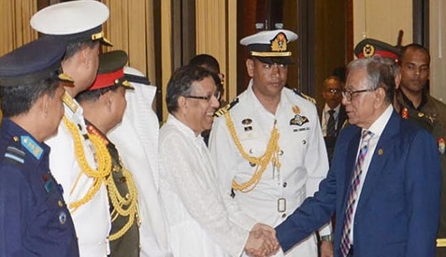 রাষ্ট্রপতি দেশে ফিরেছেন