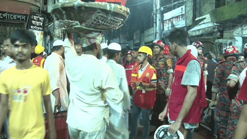 ইসলামপুর-পিতা-পুত্রের মরদেহ