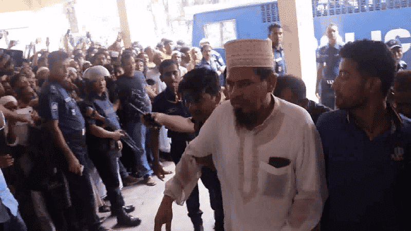 নুসরাতের দুই বান্ধবী