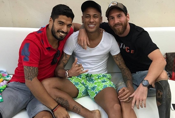 যখন তারা একসঙ্গে