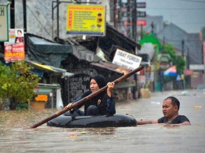 জাকার্তায় আকস্মিক বন্যায় প্রাণহানি