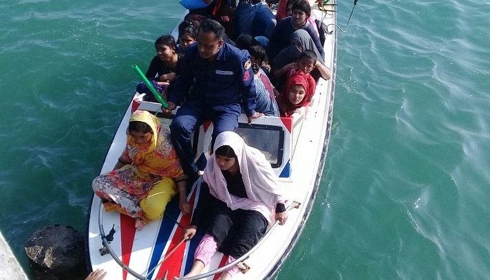 সেন্টমার্টিন-ট্রলারডুবি-মরদেহ উদ্ধার