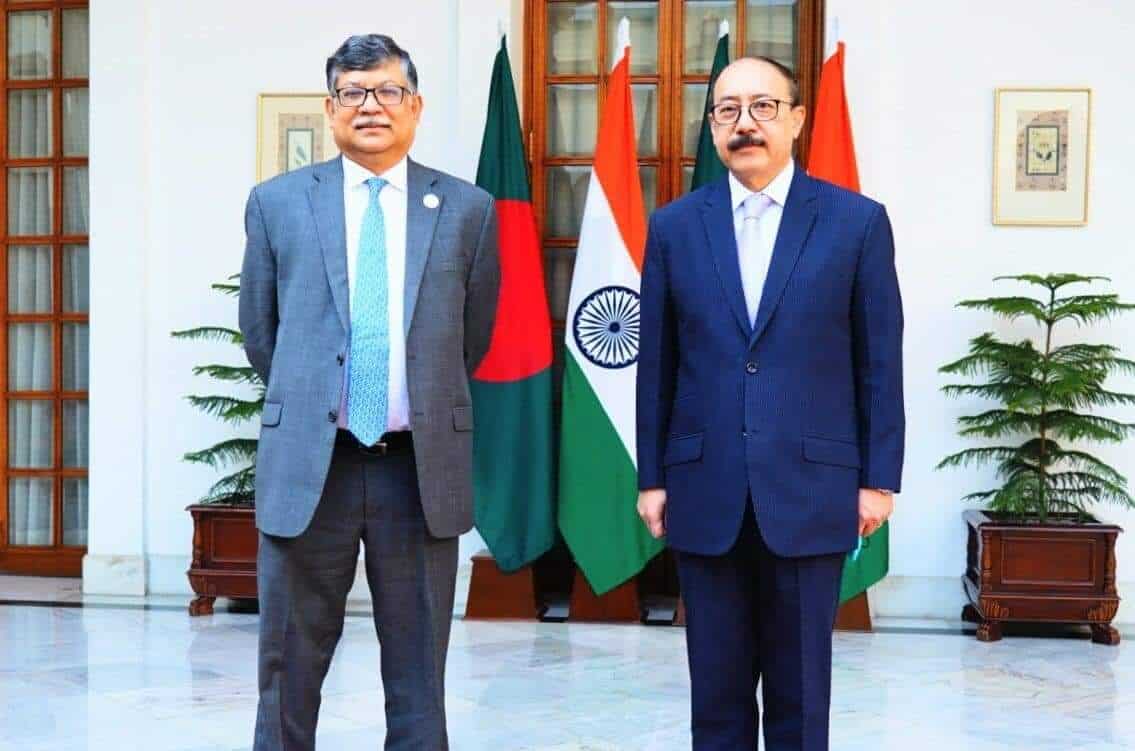 ঢাকা-দিল্লি সম্পর্ক জোরদার করতে দুই দেশের প্রতিনিধির সাক্ষাৎ. Channel i News - চ্যানেল আই নিউজ