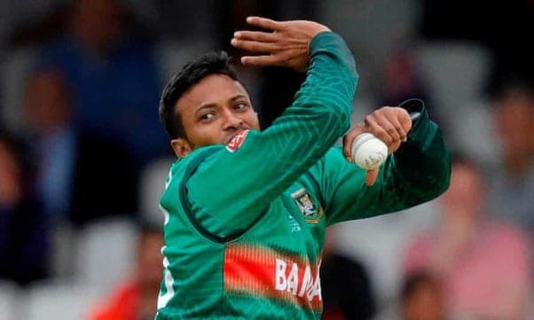 বাংলাদেশ ক্রিকেটার সাকিব আল হাসান বল হাতে প্রস্তুত. Channel i News - চ্যানেল আই নিউজ